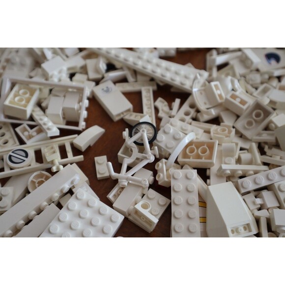 2 lbs. Pounds 9oz Mixed Lot Lego Bulk White Bricks Pieces Plates Blocks READ - Picture 10 of 12